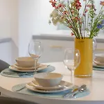 Apartment Nowoczesne Z Balkonem Kolejowa Nu Wola By Renters Warsaw