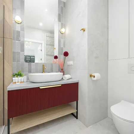 Nowoczesne Z Balkonem Kolejowa Nu Wola By Renters Βαρσοβία