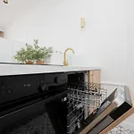 Lejlighed Nowoczesne Z Balkonem Kolejowa Nu Wola By Renters