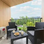 Lejlighed Nowoczesne Z Balkonem Kolejowa Nu Wola By Renters