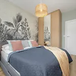 Nowoczesne Z Balkonem Kolejowa Nu Wola By Renters * Warszawa
