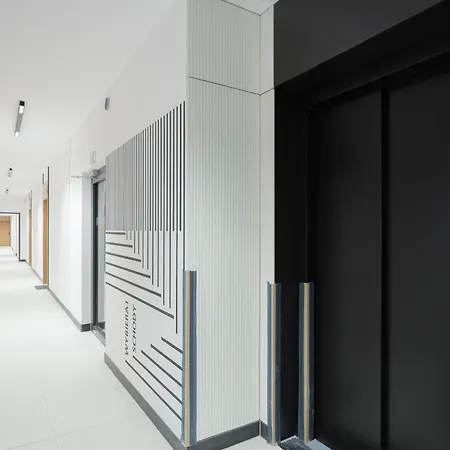 Appartamento Nowoczesne Z Balkonem Kolejowa Nu Wola By Renters Varsavia