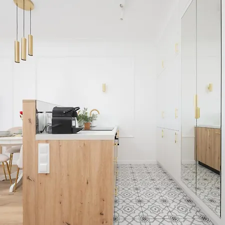 Nowoczesne Z Balkonem Kolejowa Nu Wola By Renters Varsavia