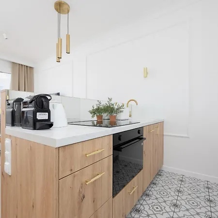 Nowoczesne Z Balkonem Kolejowa Nu Wola By Renters * Varsovie