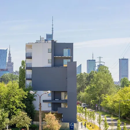 Nowoczesne Z Balkonem Kolejowa Nu Wola By Renters