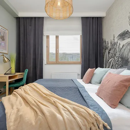 Nowoczesne Z Balkonem Kolejowa Nu Wola By Renters *