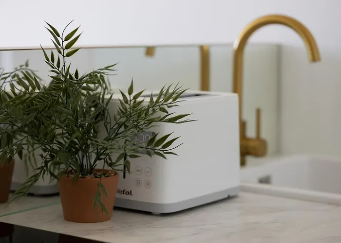 Nowoczesne Z Balkonem Kolejowa Nu Wola By Renters * Warsaw