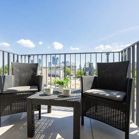 Apartamento Nowoczesne Z Balkonem Kolejowa Nu Wola By Renters